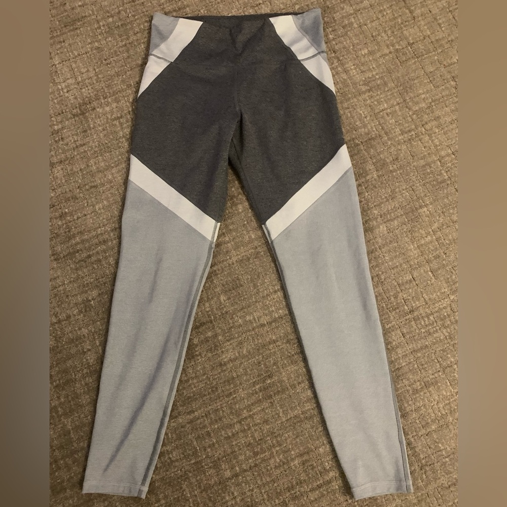 Old Navy Women's Gray and White Leggings,NEW,MEDIUM,Slimming,Comfy!